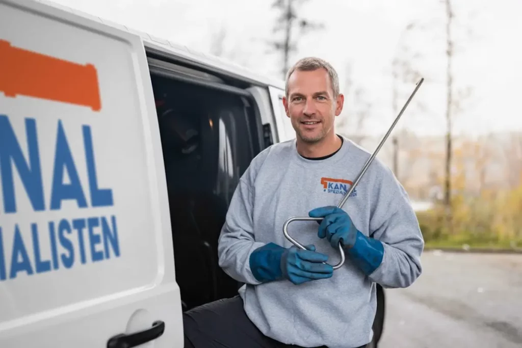 Generated Image December 17, 2025 - 12_01PMpsd